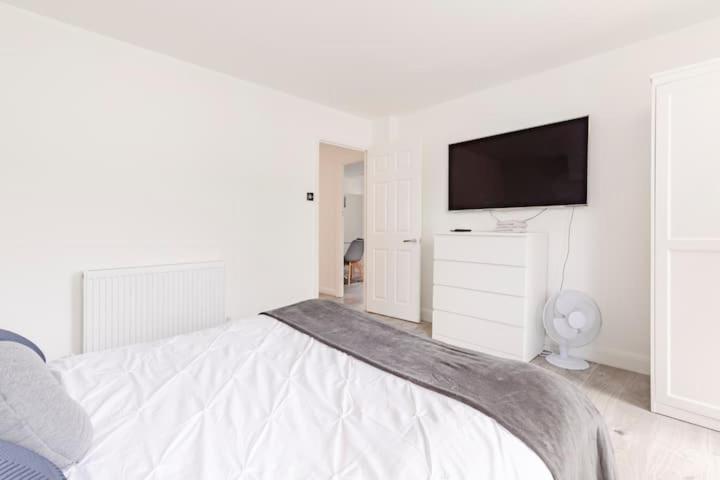 Appartamento Lovely 3 Bedroom Flat In North Londra